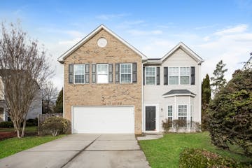 6827 Winners Dr Whitsett, NC 27377